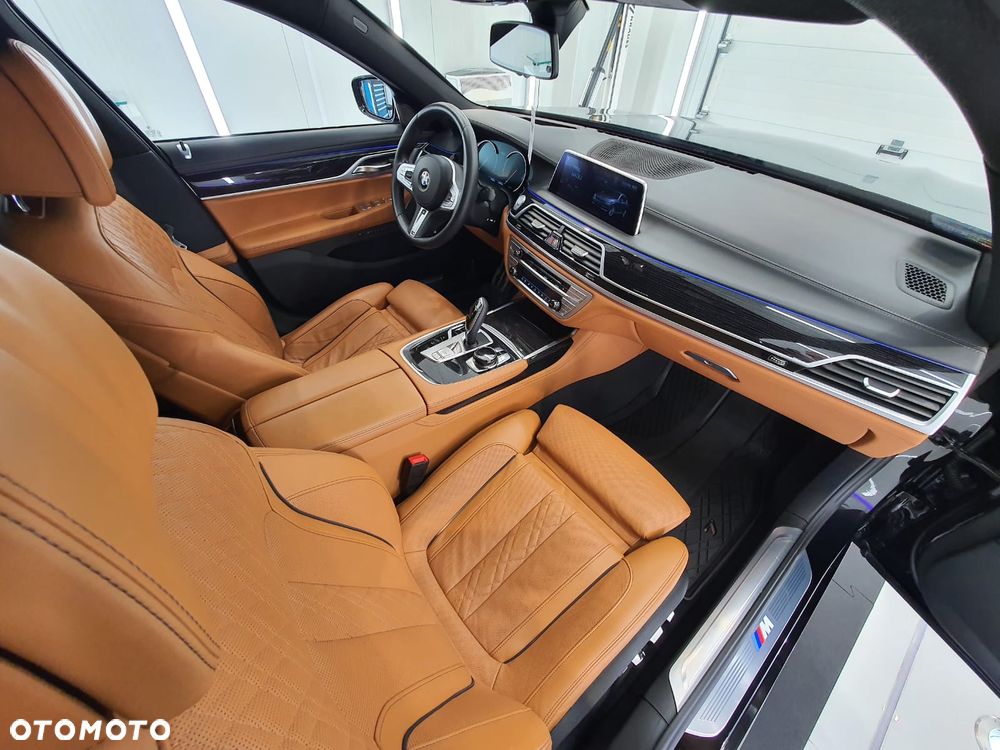BMW Seria 7 740d xDrive - 13