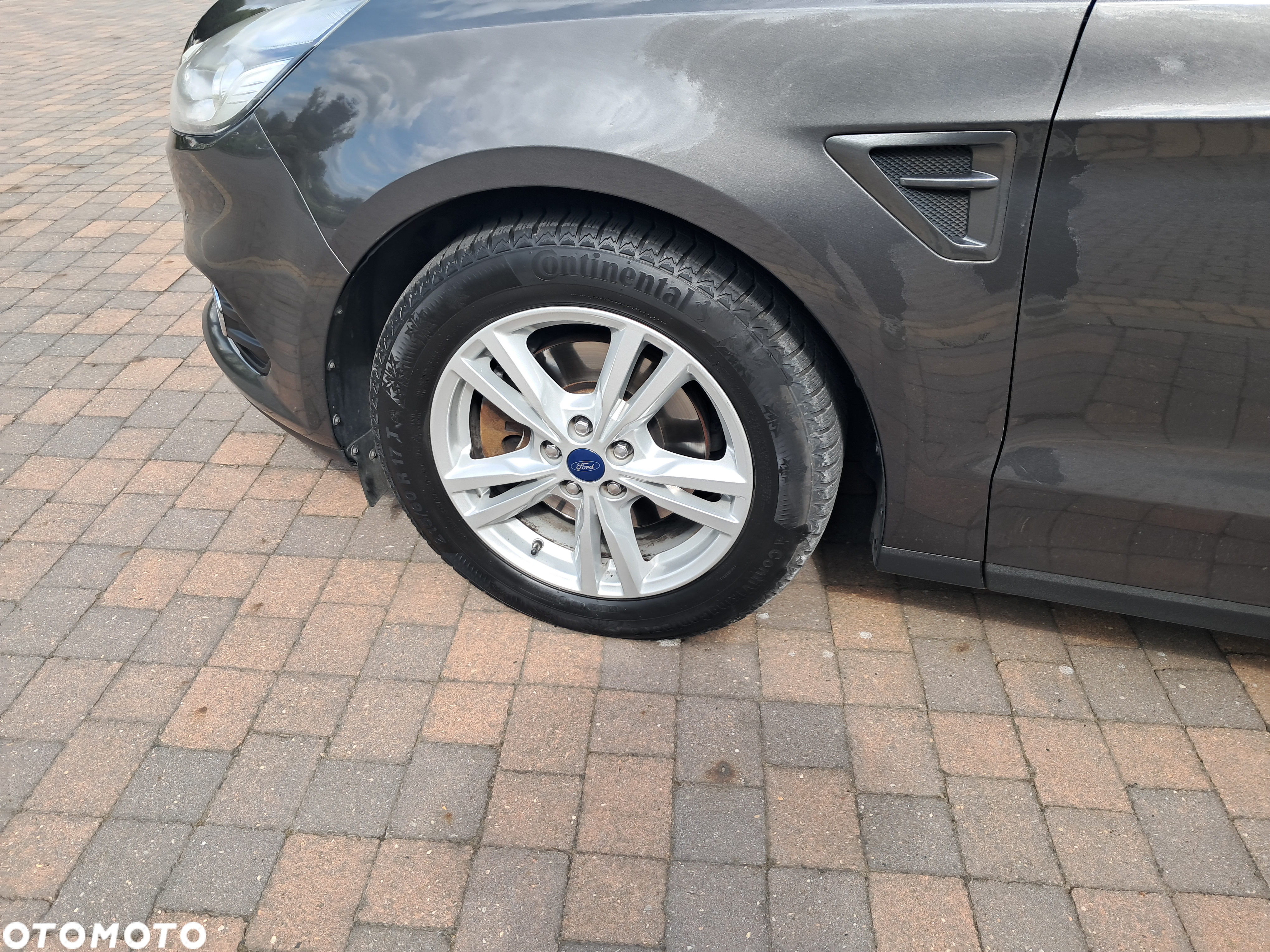 Ford S-Max 2.0 TDCi Titanium PowerShift - 32