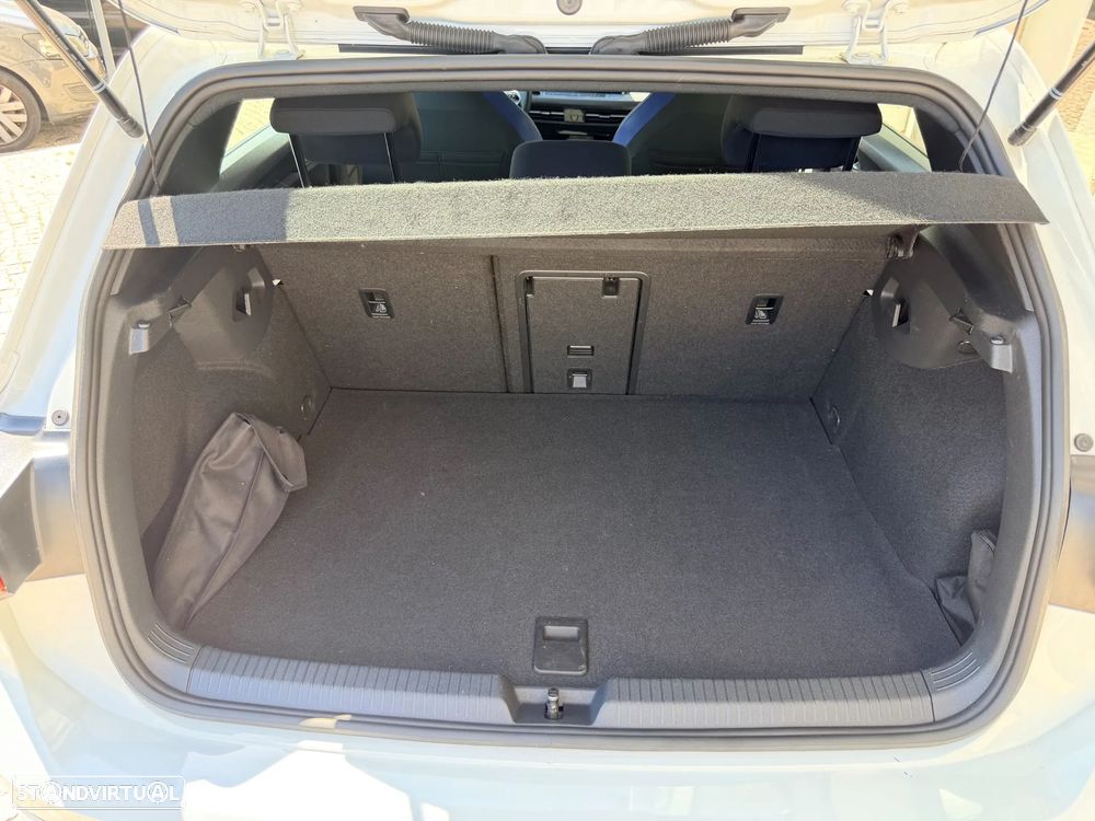 VW Golf 1.4 eHybrid OPF DSG GTE - 32