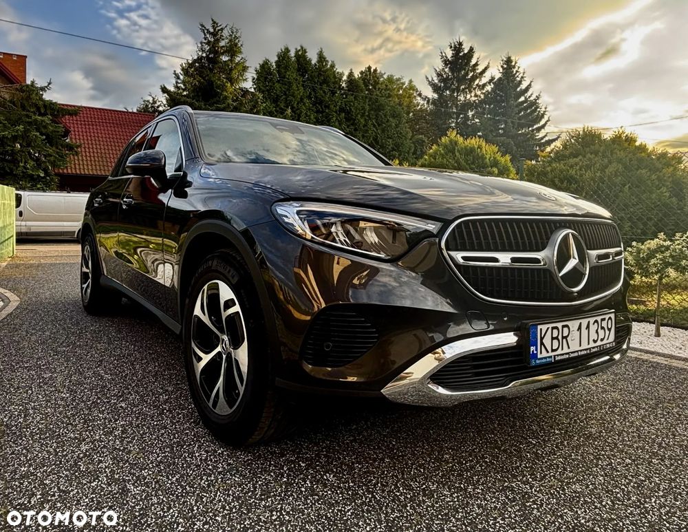 Mercedes-Benz GLC 220 d mHEV 4-Matic Avantgarde - 5