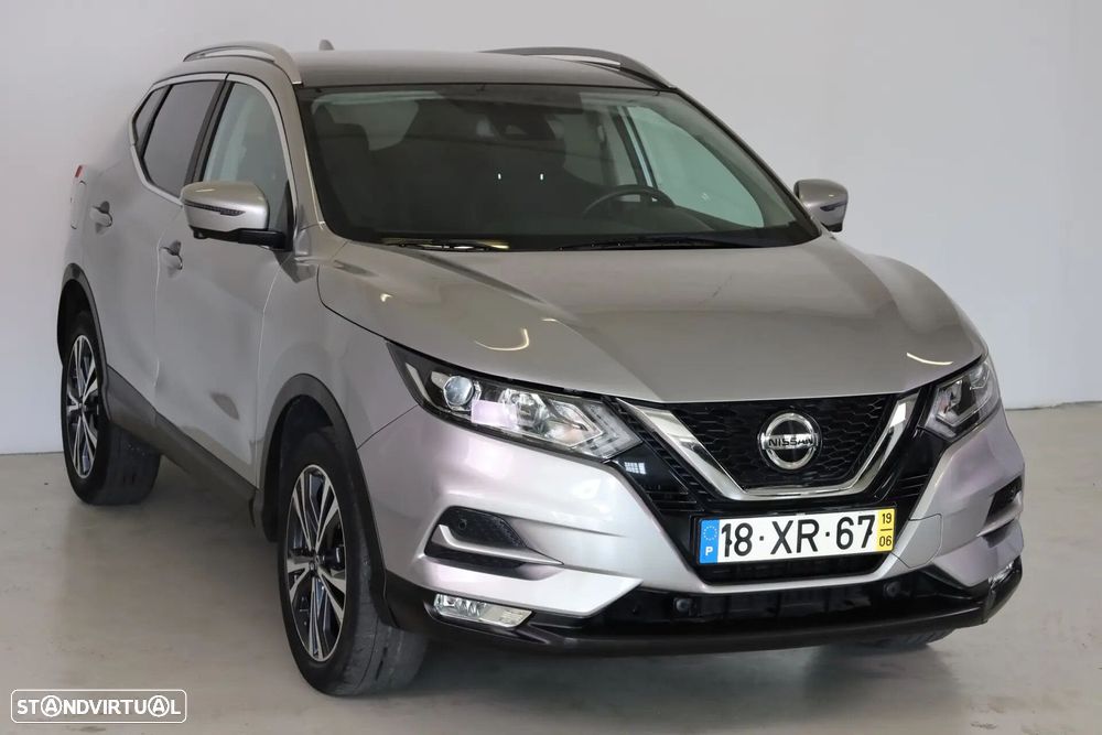 Nissan Qashqai 1.3 DIG-T N-Connecta LED+TT+SKY - 2