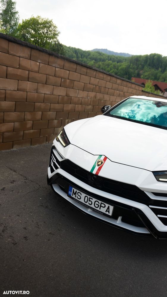 Lamborghini URUS - 2
