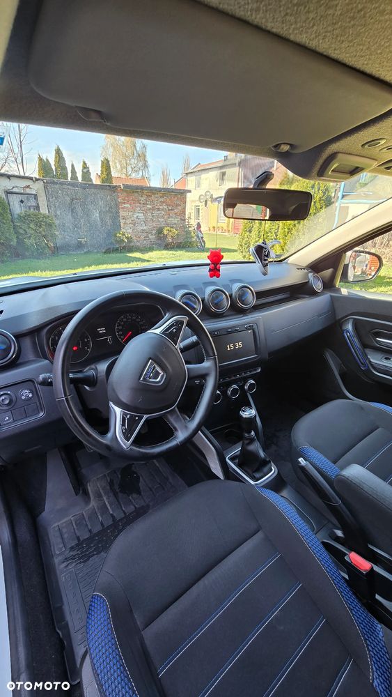 Dacia Duster 1.0 TCe SL Celebration - 12