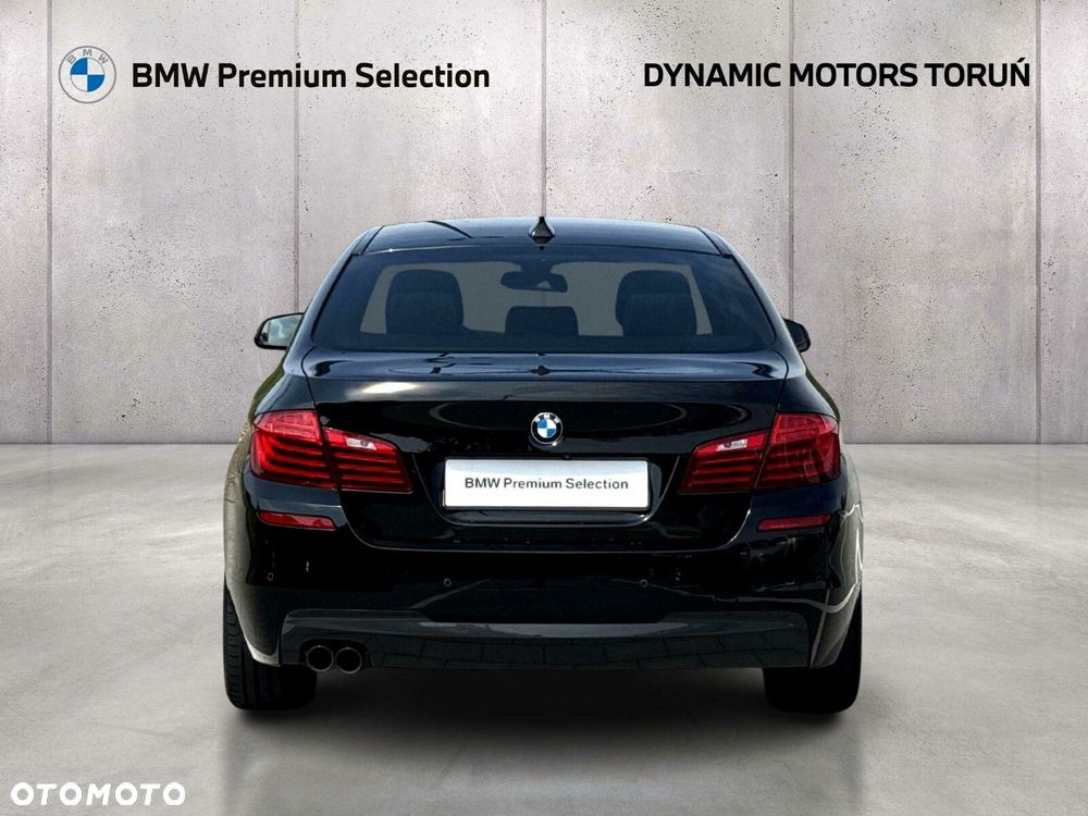 BMW Seria 5 520d xDrive M Sport sport - 9