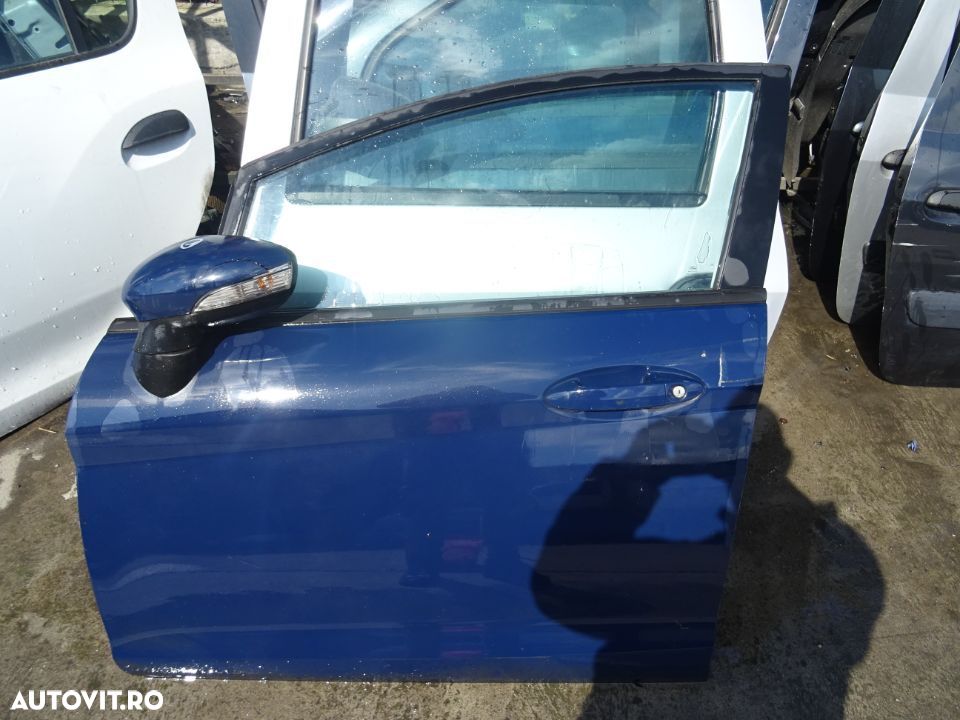 Vand Usa Fata Stanga Ford Fiesta din 2014 fara rugina fara lovituri - 2