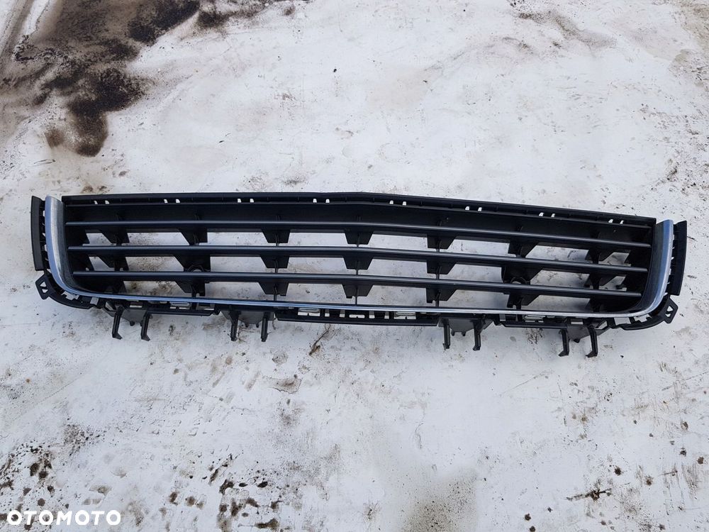 kratka zderzaka przód Opel Astra H GTC - 4