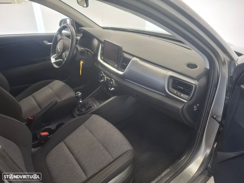 Kia Stonic 1.2 Dynamic - 14
