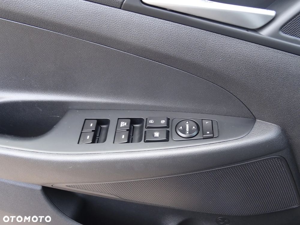 Hyundai Tucson blue 1.6 GDi 2WD Trend - 26