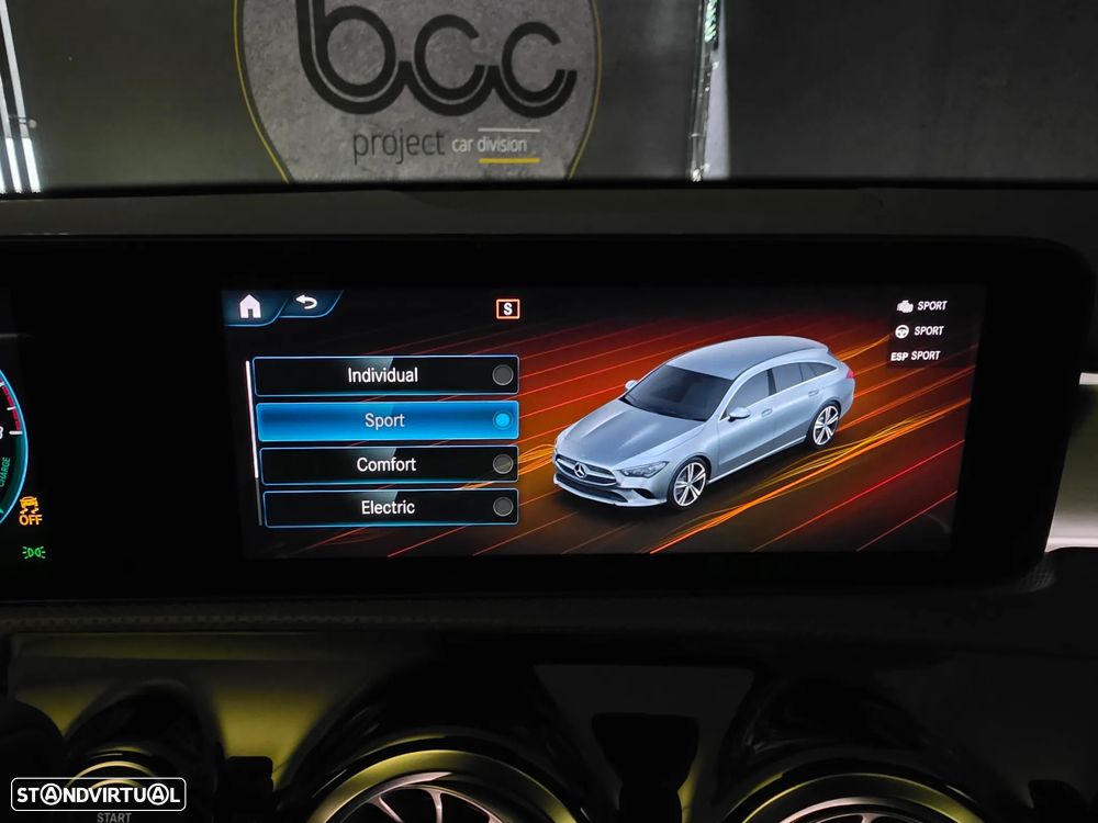 Mercedes-Benz CLA 250 e Shooting Brake AMG Line - 17