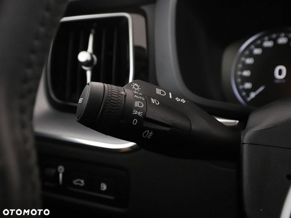 Volvo XC 60 T6 AWD Recharge Geartronic Inscription Expression - 35