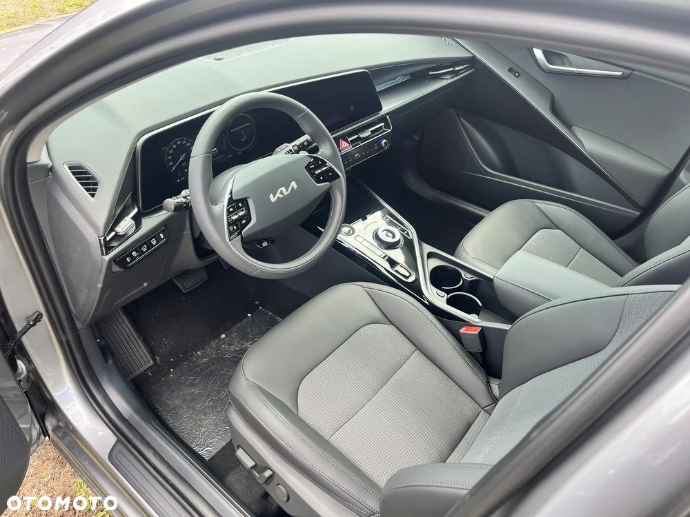 Kia Niro 1.6 GDI Hybrid Business Line - 14