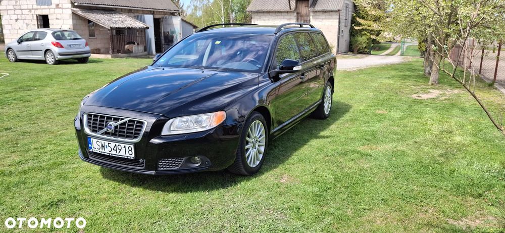 Volvo V70 D5 DPF Summum - 1