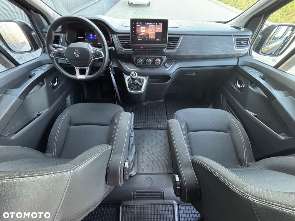 Renault Trafic - 23