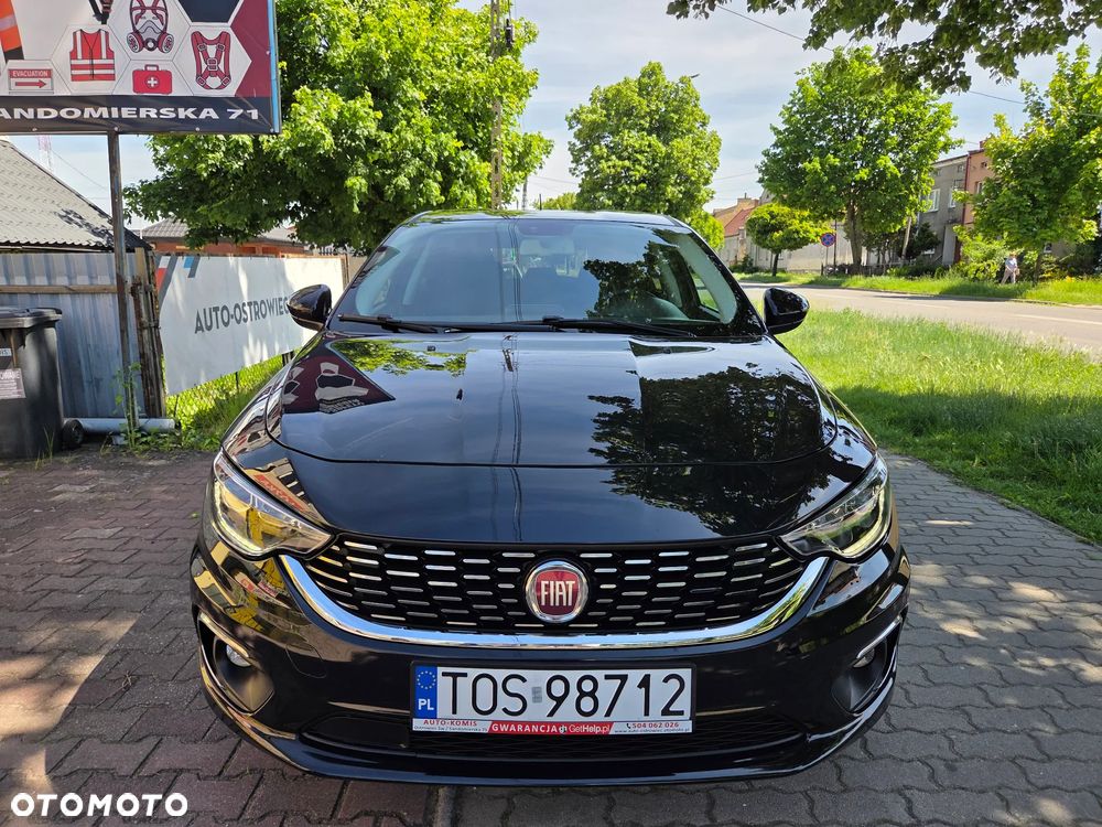 Fiat Tipo 1.6 MultiJet DCT Lounge - 4