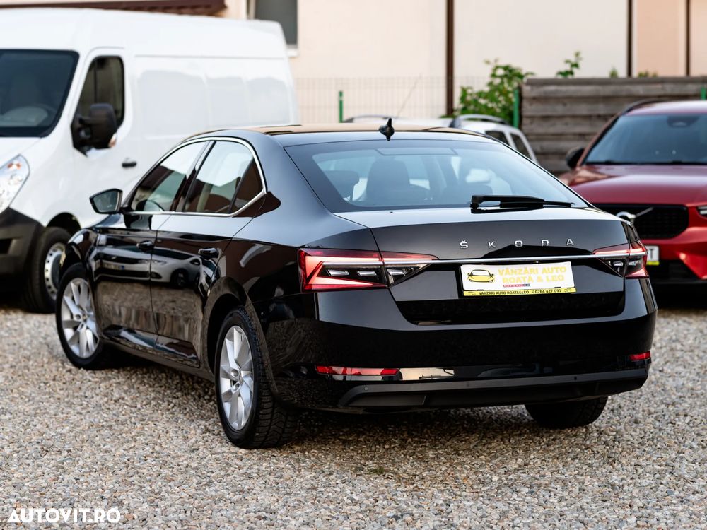Skoda Superb 2.0 TDI DSG Style - 9
