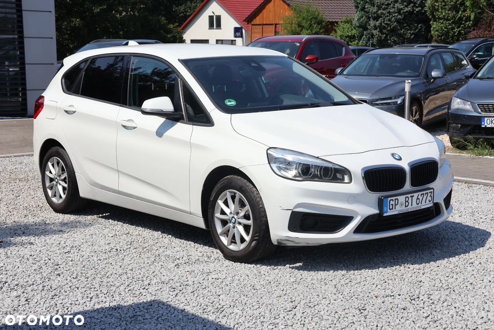 BMW Seria 2 220i - 2