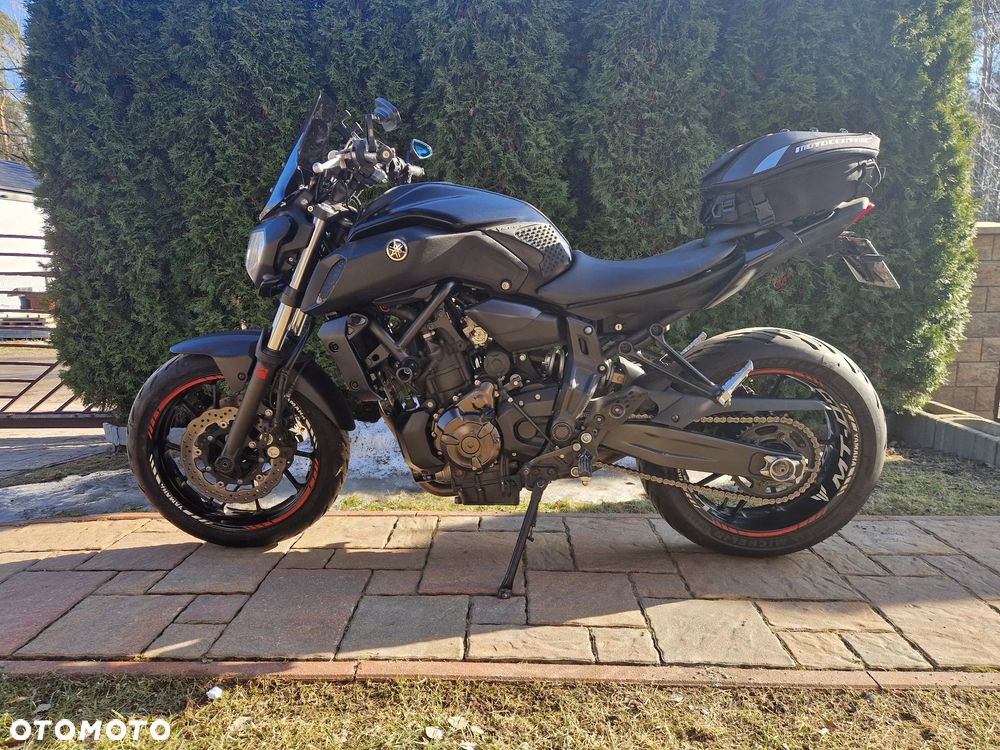 Yamaha MT - 4