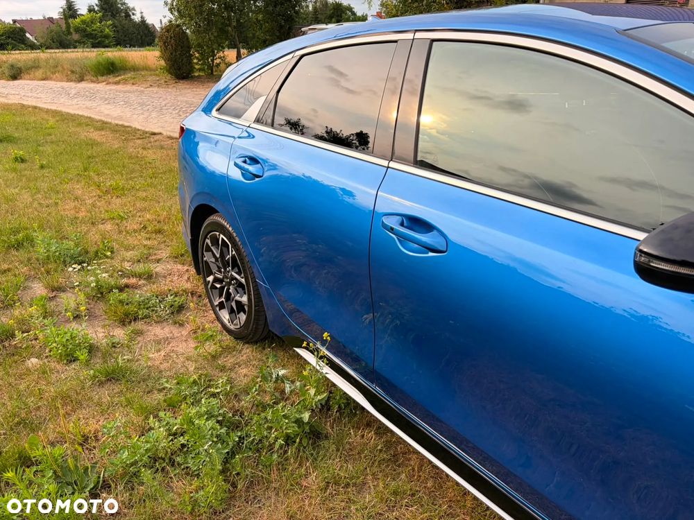 Kia ProCeed - 10