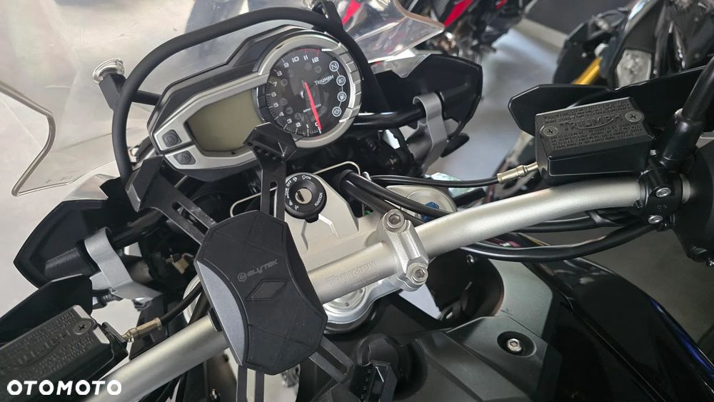 Triumph Tiger - 15