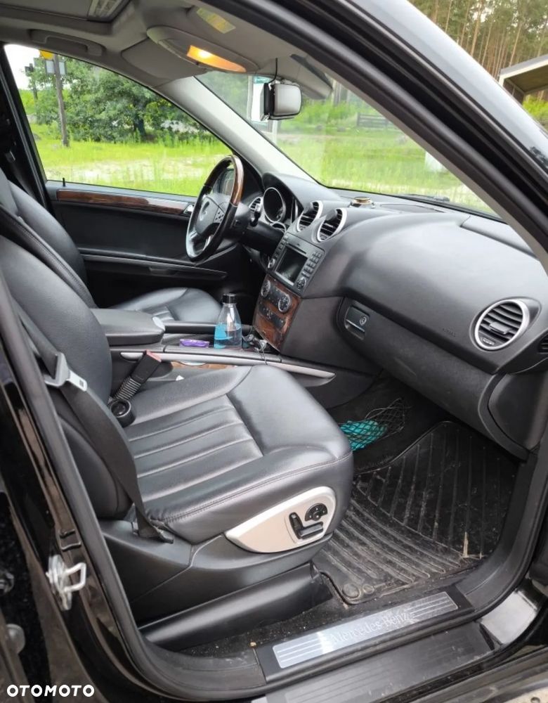 Mercedes-Benz ML - 7