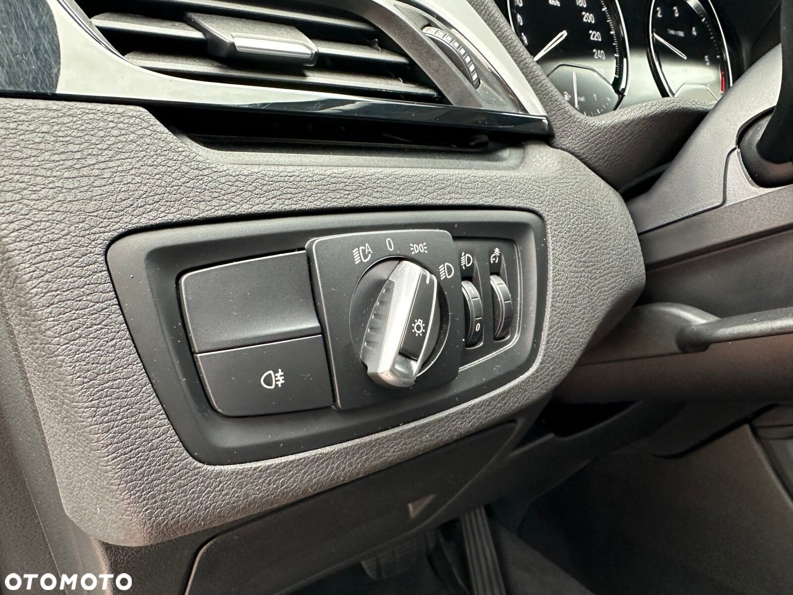 BMW X1 xDrive20d Advantage - 19