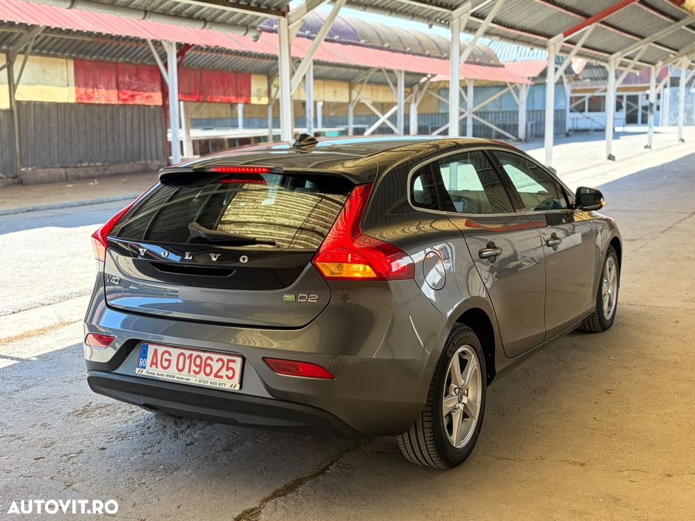 Volvo V40 D2 94g Summum - 5
