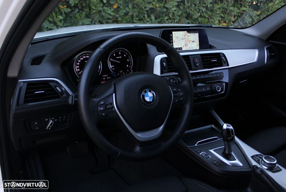 BMW 116 d Line Urban Auto - 31