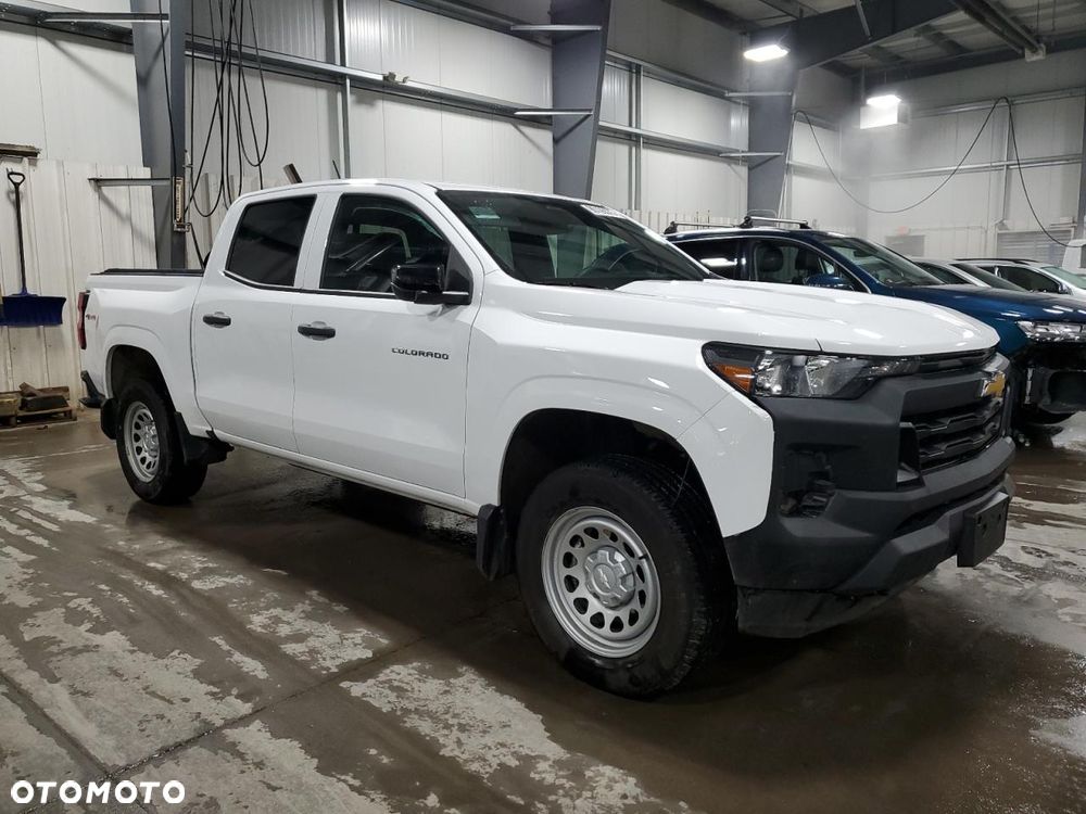 Chevrolet Silverado - 5