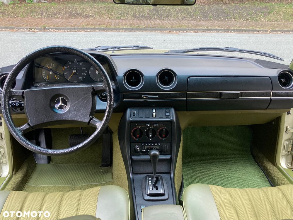 Mercedes-Benz W123 - 14