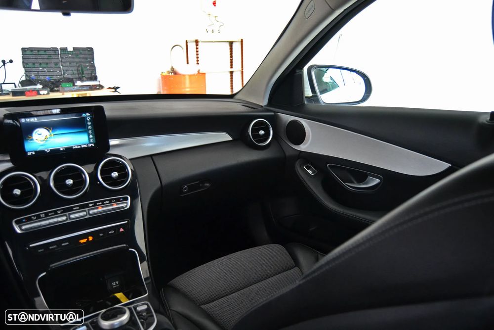 Mercedes-Benz C 220 d Avantgarde - 16