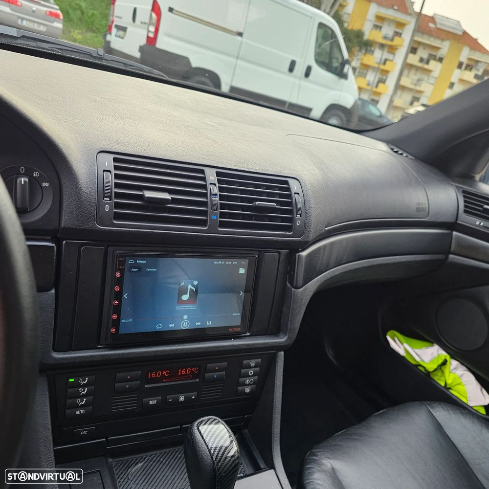 BMW 530 dA Touring - 25