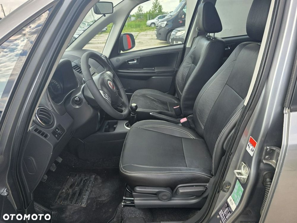 Fiat Sedici - 10