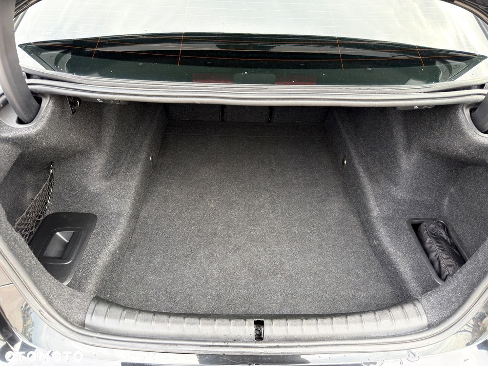 BMW Seria 5 530d xDrive Luxury Line - 27