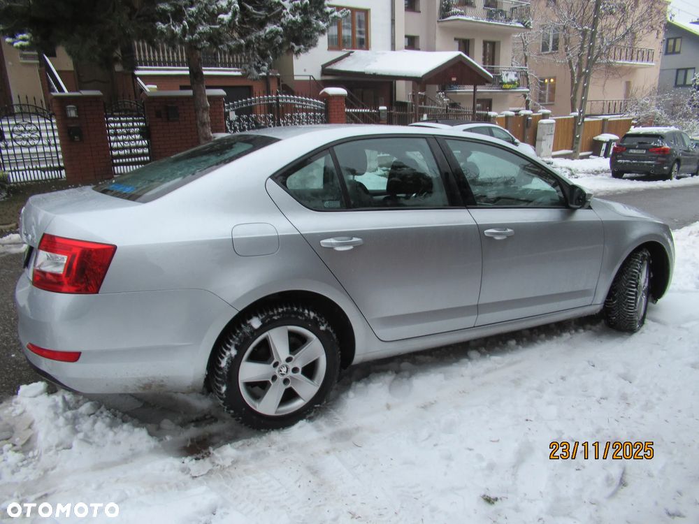 Skoda Octavia 1.6 TDI Ambition - 2