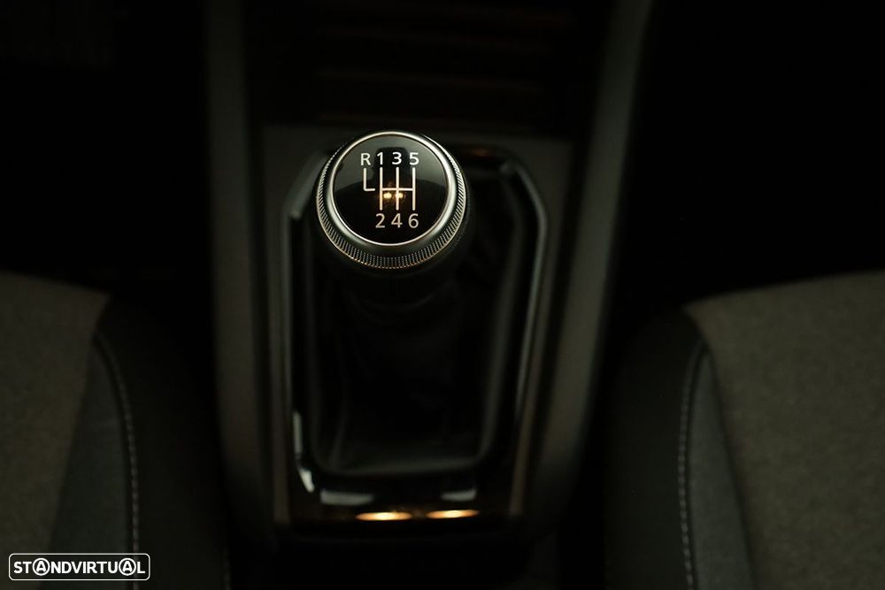 Renault Clio 1.0 TCe Evolution Bi-Fuel - 13