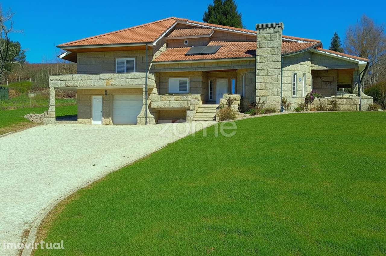 Moradia em Pedra T4 com Terreno, no Barracão, Montalegre - Grande imagem: 2/24