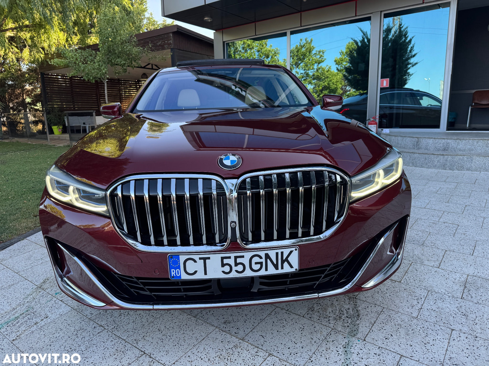 BMW Seria 7 740Ld xDrive - 32