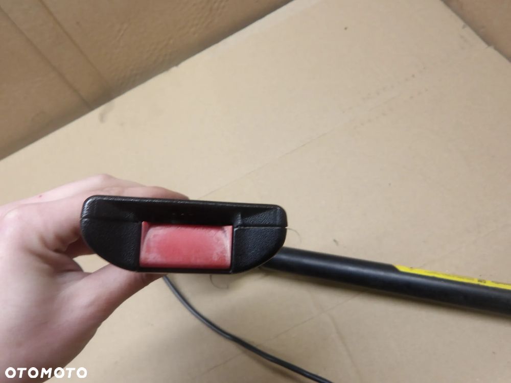 OPEL CORSA C 3D 1.0B ZAPINKA PASA PRAWY LEWY PRZÓD - 6