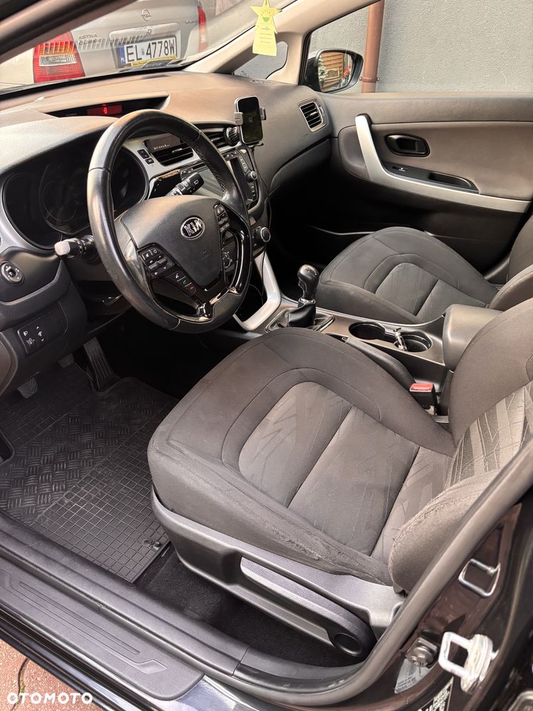 Kia Ceed - 5