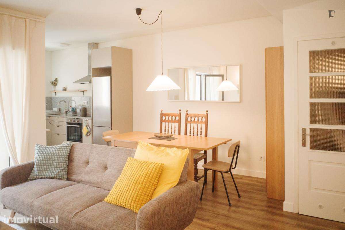 Apartamento com 1 quartos - localizado em Paranhos Porto - Grande imagem: 5/16