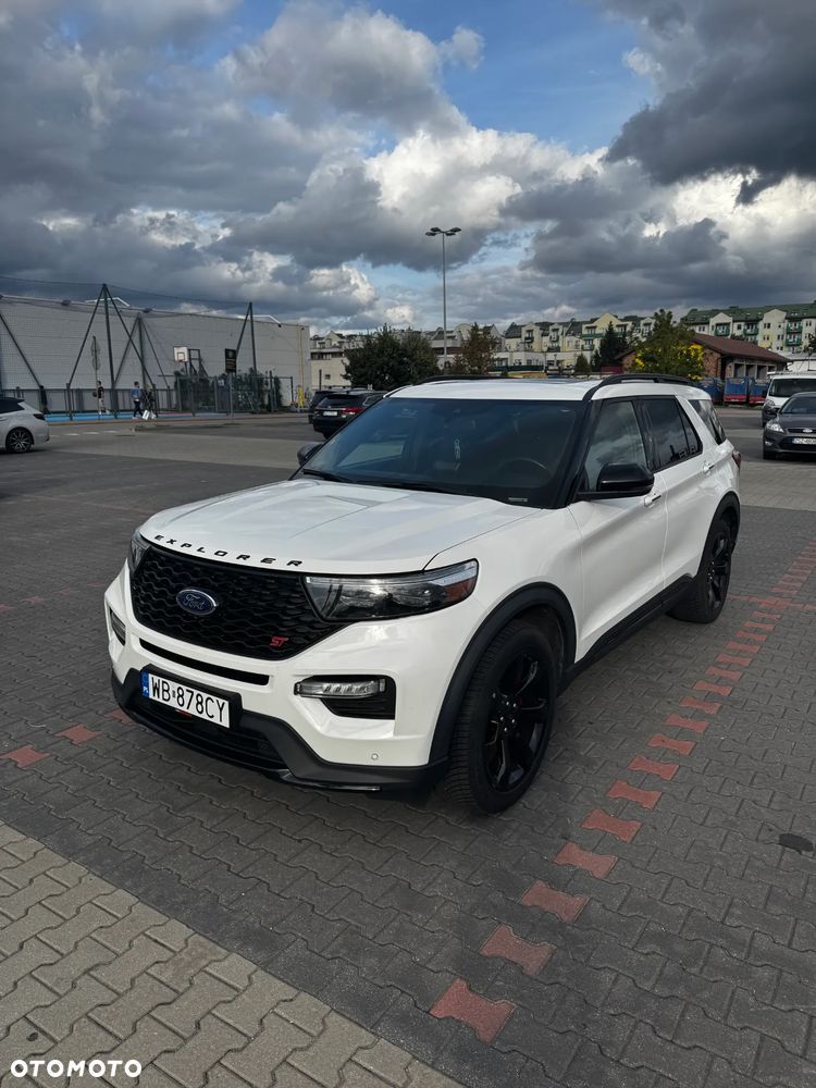Ford Explorer - 4