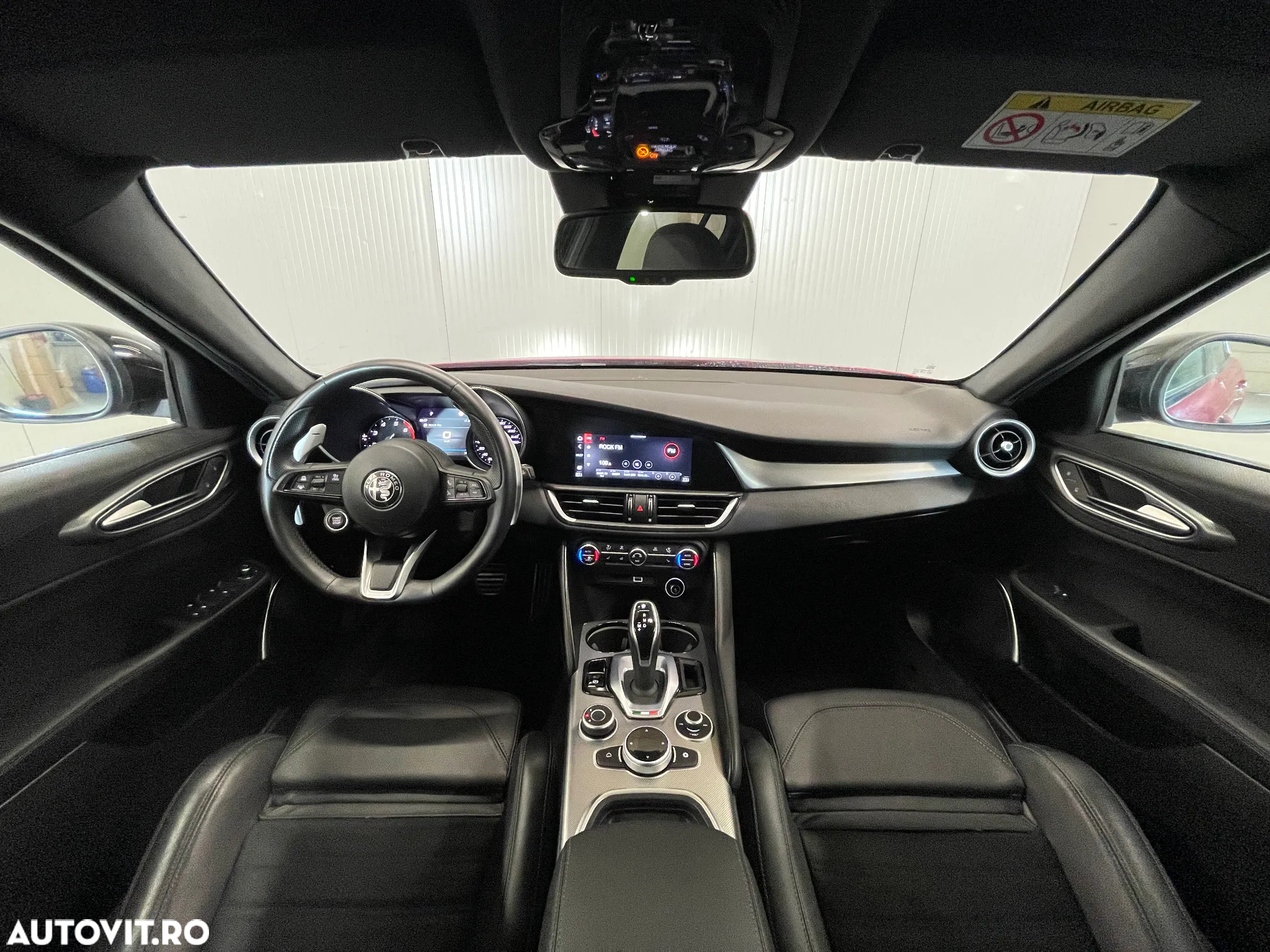 Alfa Romeo Giulia 2.0 Turbo 16V AT8-Q4 Veloce - 7