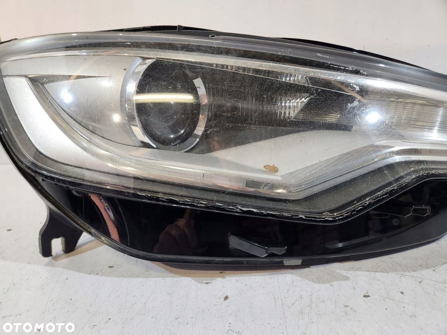 AUDI A6 C7 Lampa przednia Xenon Prawa - 17184 - 4