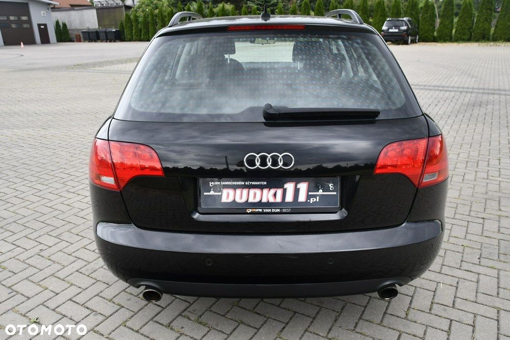 Audi A4 Avant - 10
