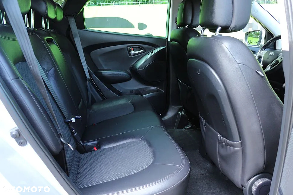 Hyundai ix35 2.0 Premium 2WD - 19