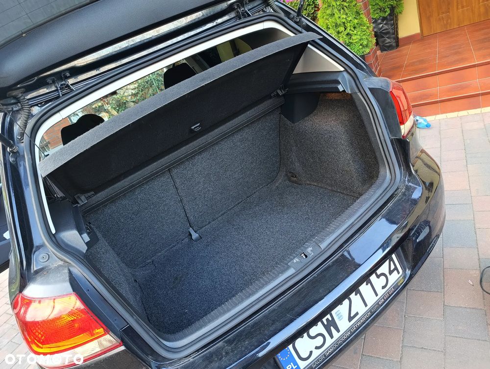 Volkswagen Golf - 15