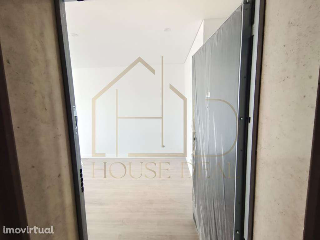 EXCELENTE Apartamento T2. Sta Marta do Pinhal. Corroios - Grande imagem: 4/35