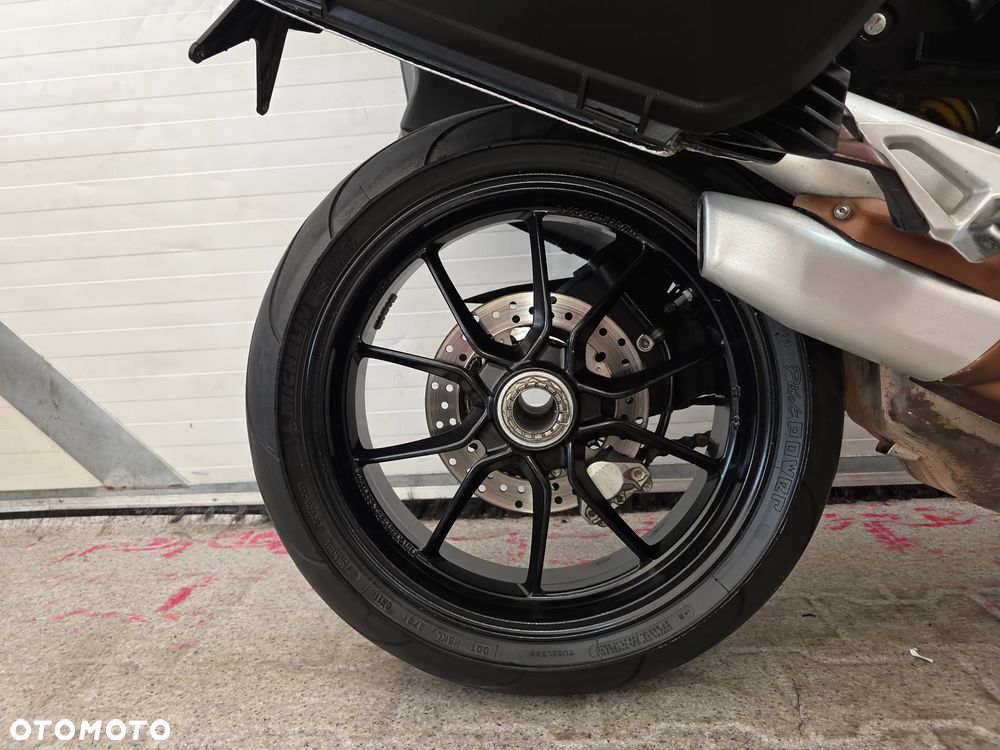 Ducati Multistrada - 16