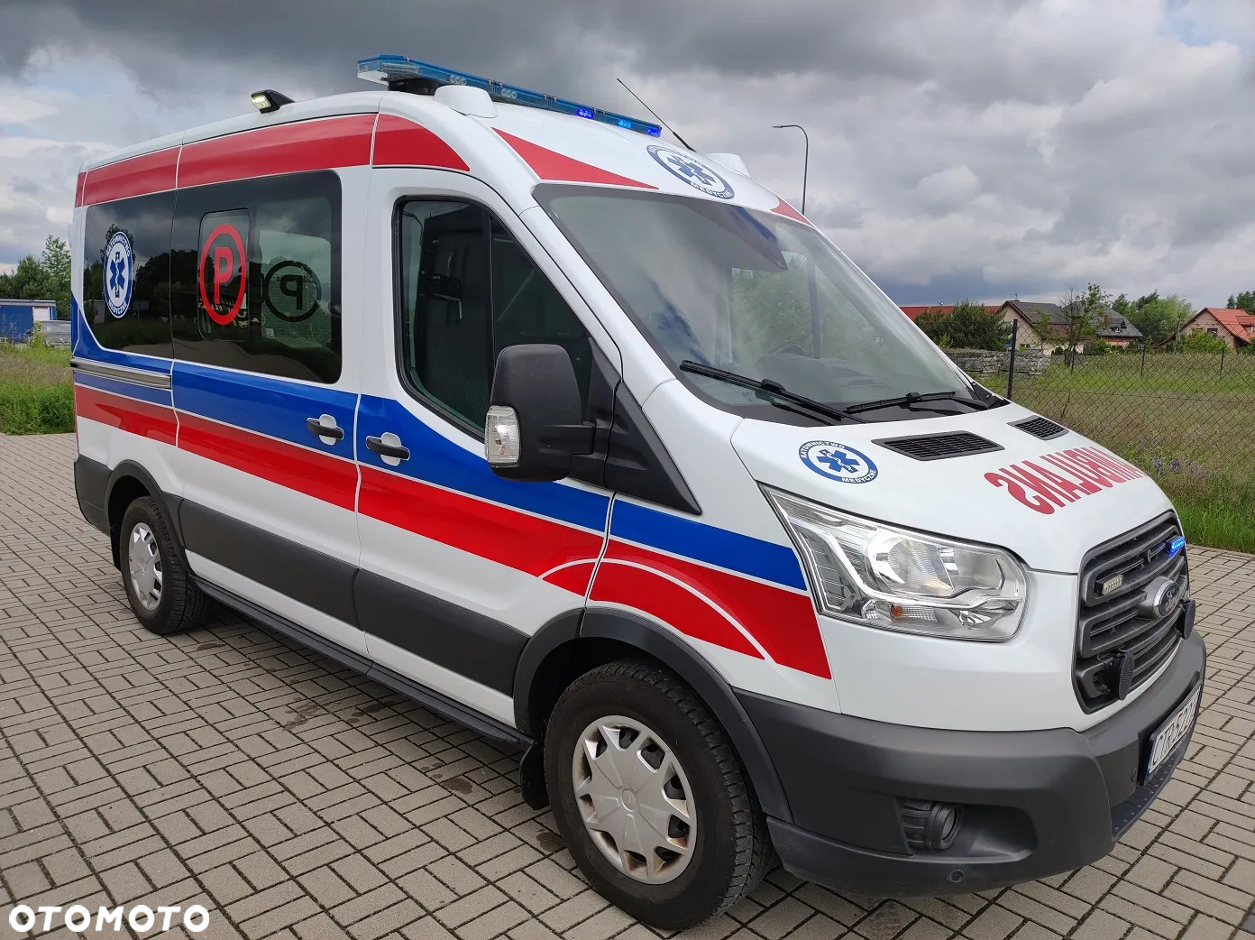 Ford Transit AMBULANS KARETKA - 2