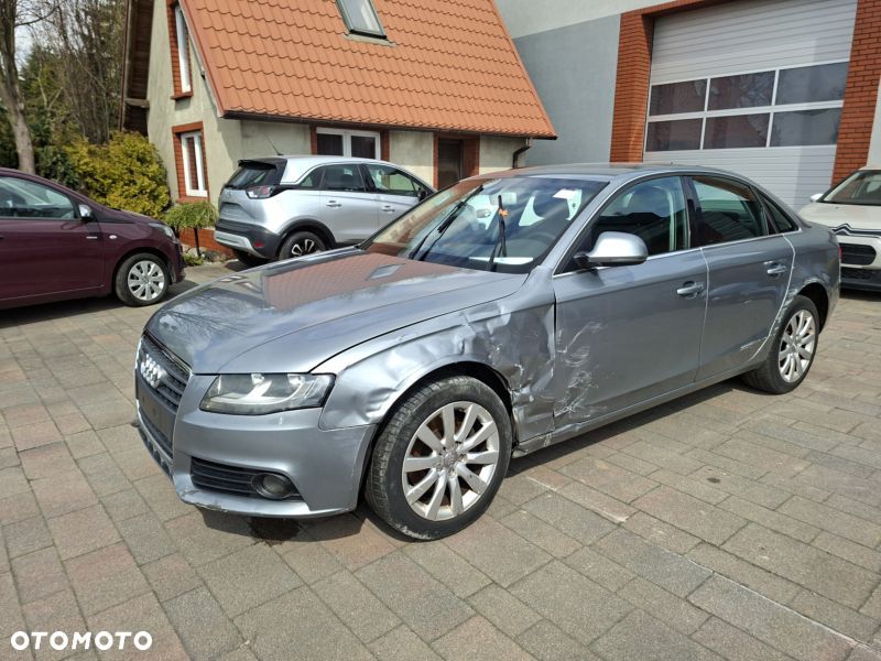 Audi A4 Limousine 2.0 TDI DPF Ambition - 5